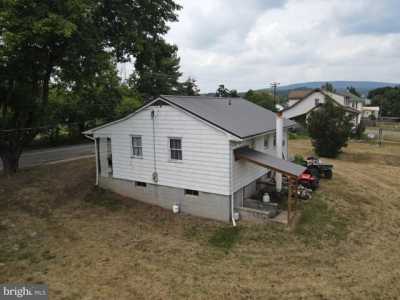 Home For Sale in Paw Paw, West Virginia