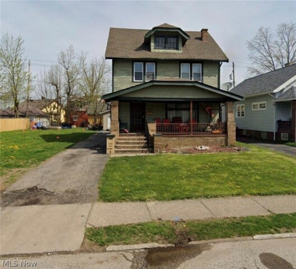 Picture of Home For Sale in Garfield Heights, Ohio, United States