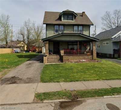 Home For Sale in Garfield Heights, Ohio