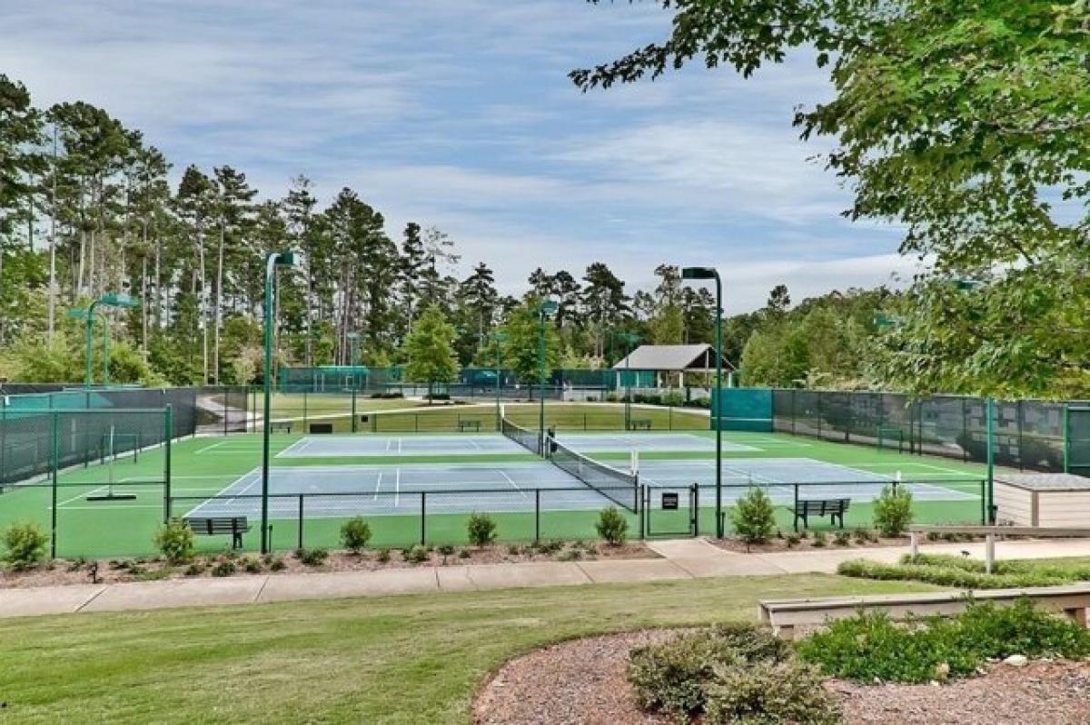 Picture of Home For Sale in Salem, South Carolina, United States