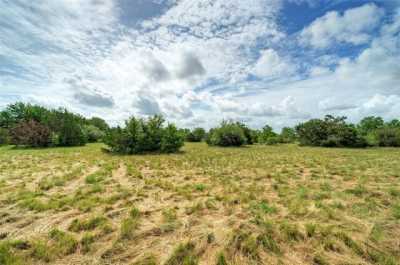 Home For Sale in Dale, Texas