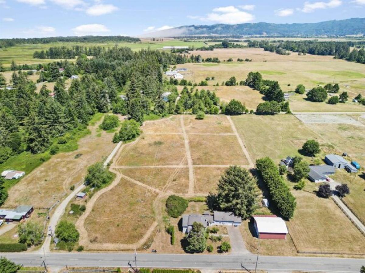 Picture of Residential Land For Sale in Crescent City, California, United States