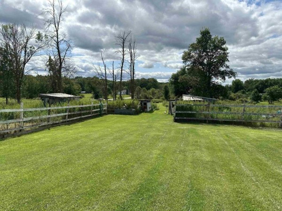 Picture of Home For Sale in Thorp, Wisconsin, United States