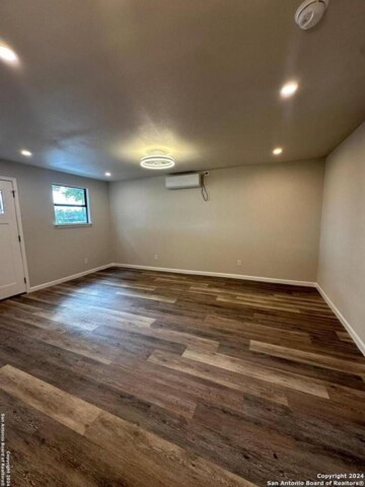 Picture of Apartment For Rent in Hondo, Texas, United States