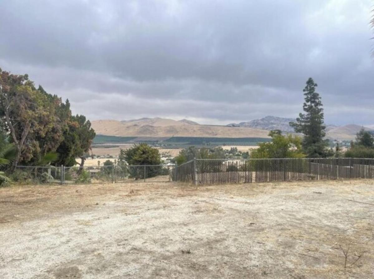 Picture of Residential Land For Sale in Porterville, California, United States