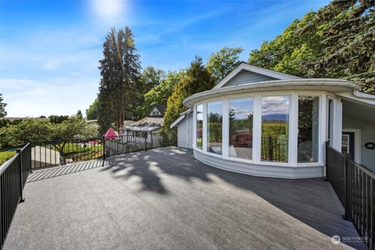 Picture of Home For Sale in Lynden, Washington, United States