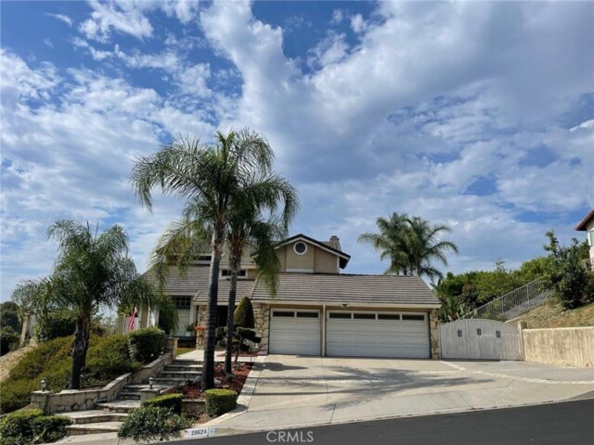 Picture of Home For Sale in Walnut, California, United States