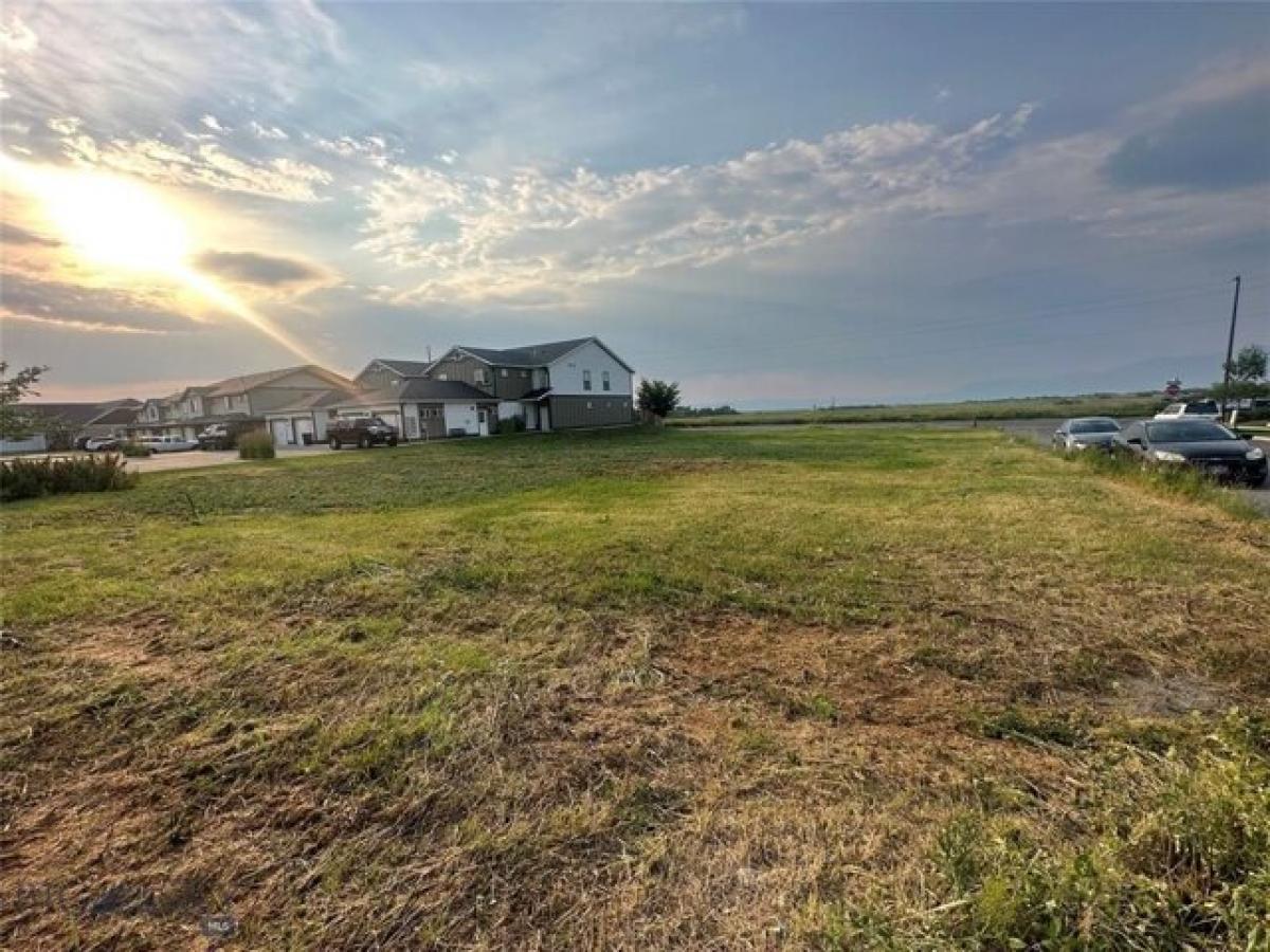 Picture of Residential Land For Sale in Bozeman, Montana, United States