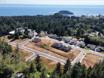 Residential Land For Sale in Brookings, Oregon