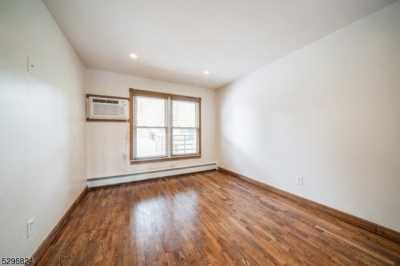 Apartment For Rent in North Bergen, New Jersey