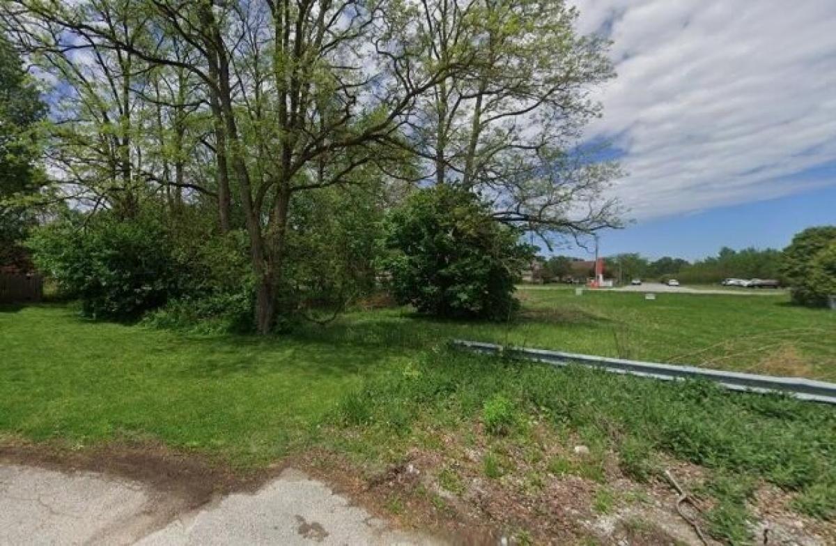 Picture of Residential Land For Sale in Valparaiso, Indiana, United States