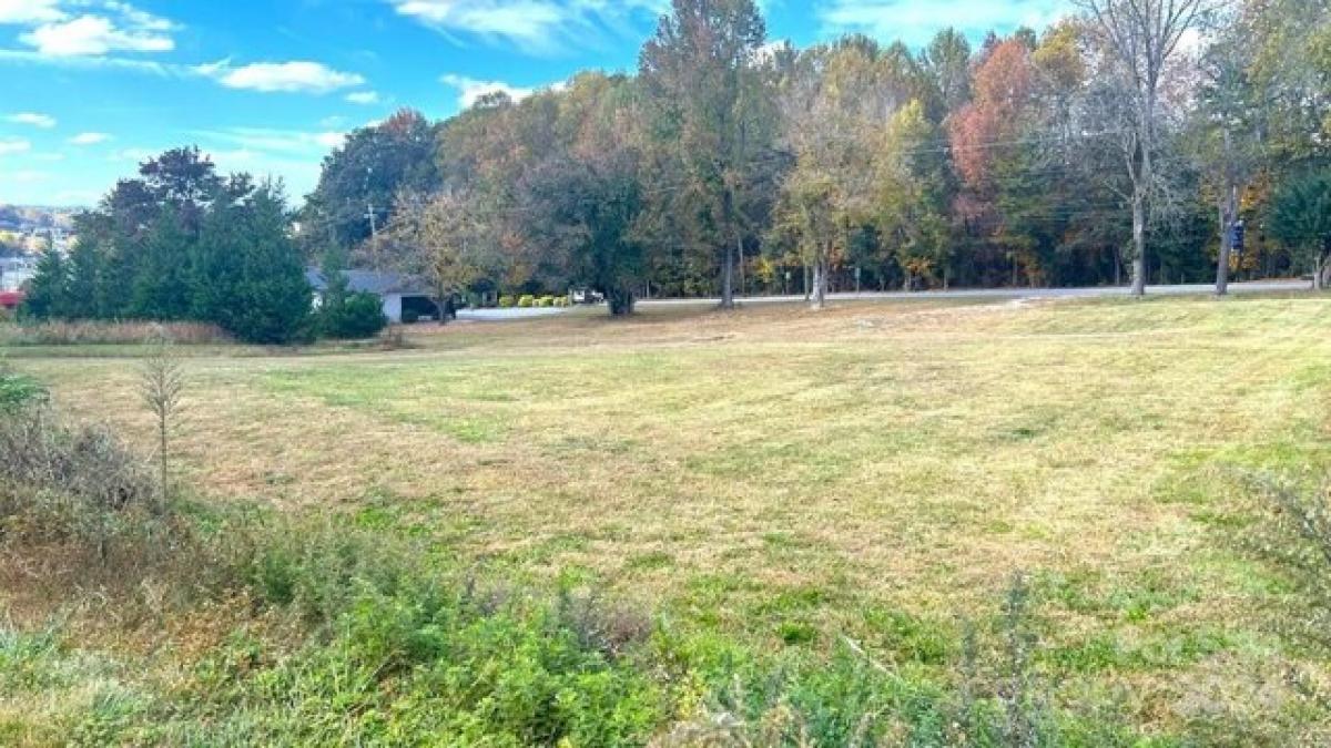 Picture of Residential Land For Sale in Morganton, North Carolina, United States