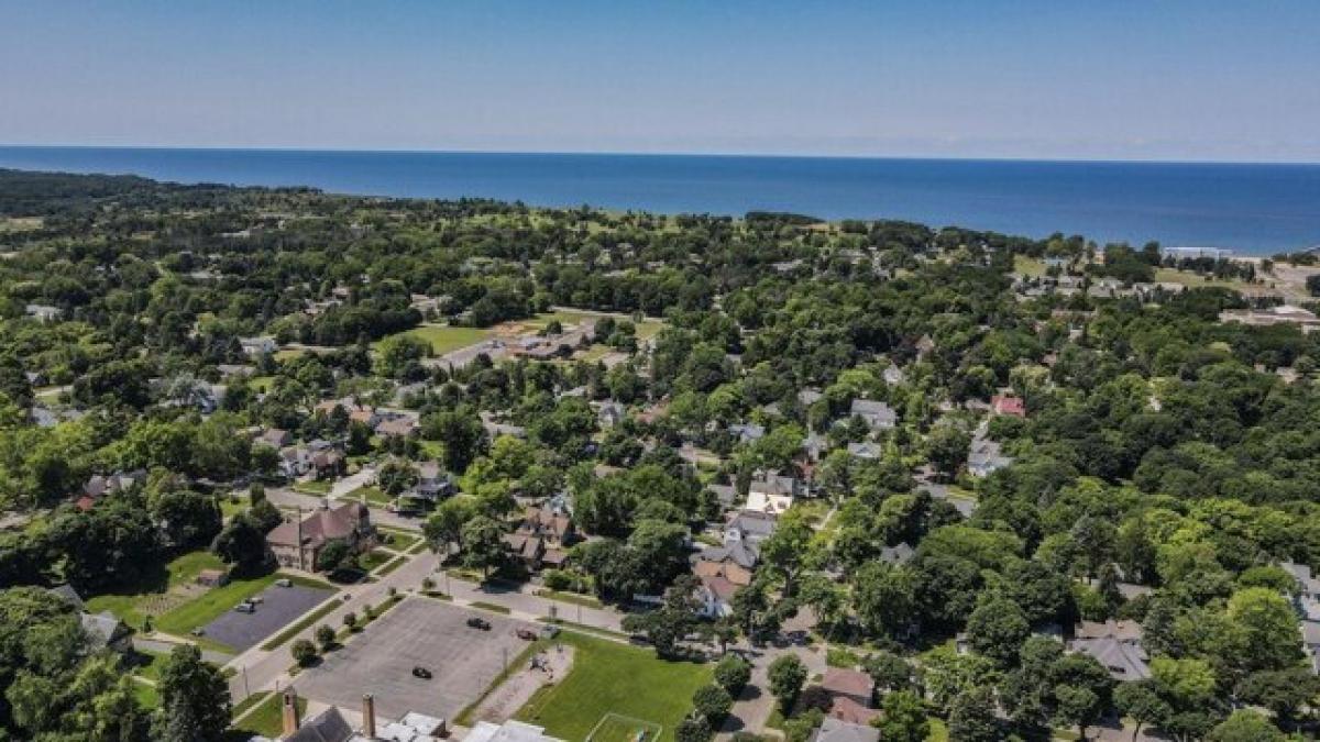 Picture of Home For Sale in Manistee, Michigan, United States