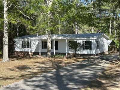 Home For Sale in Perkinston, Mississippi