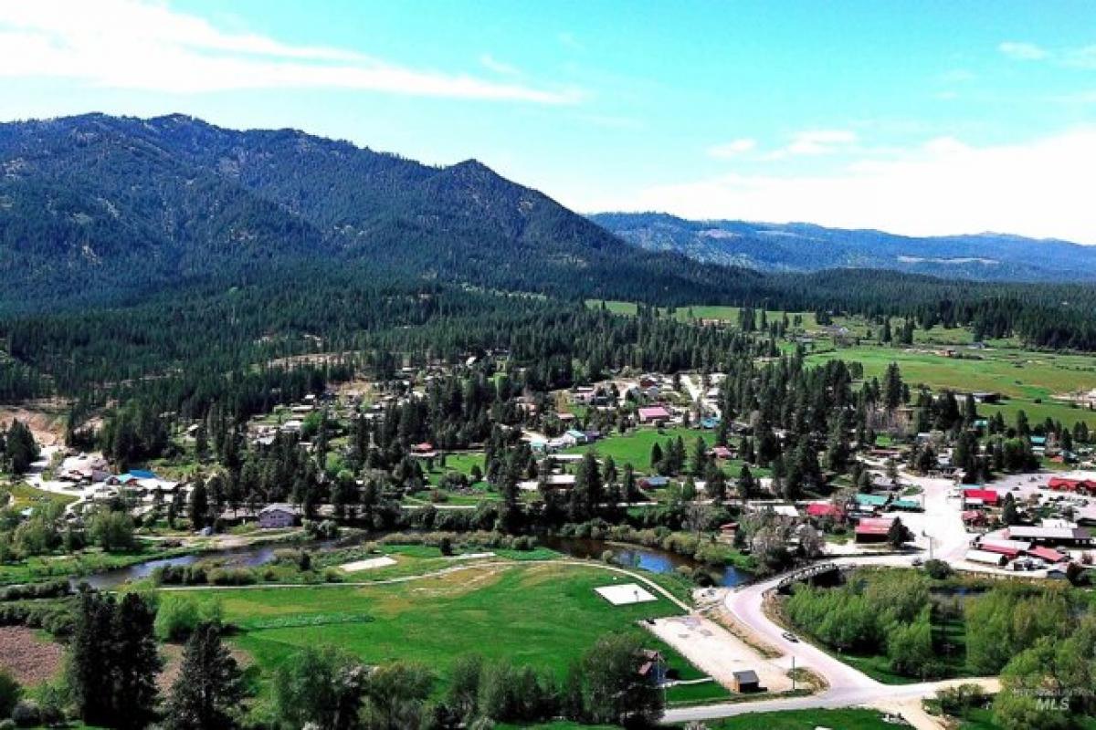 Picture of Residential Land For Sale in Garden Valley, Idaho, United States