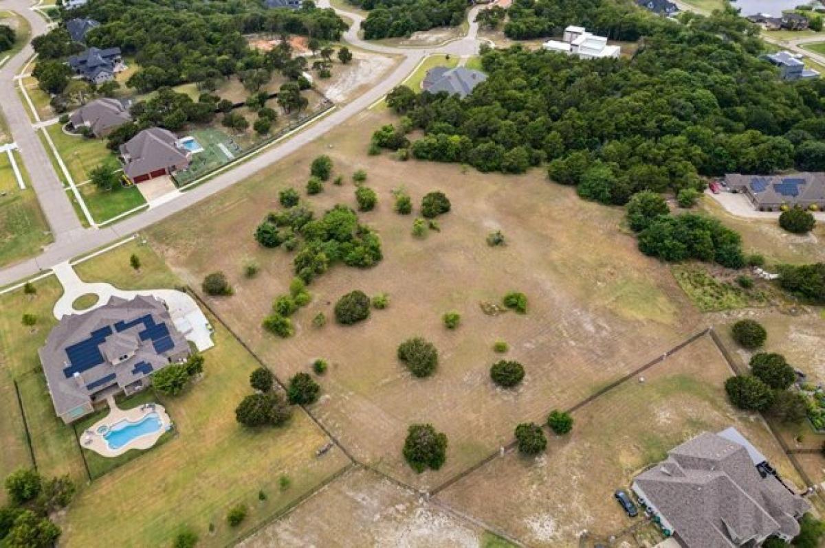 Picture of Residential Land For Sale in Cedar Hill, Texas, United States