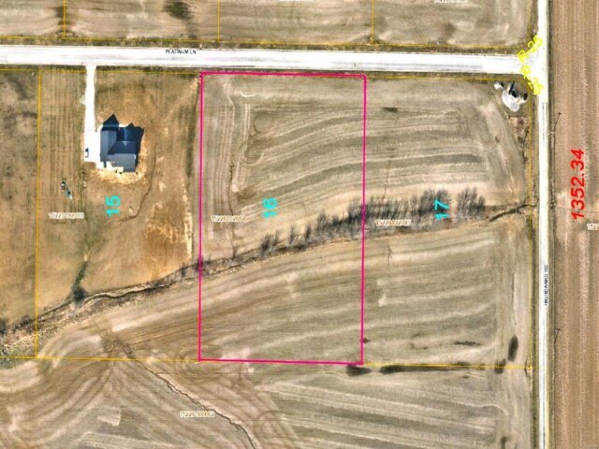 Picture of Residential Land For Sale in Mascoutah, Illinois, United States