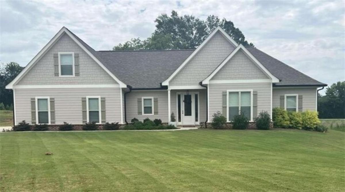 Picture of Home For Sale in Newborn, Georgia, United States