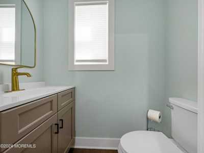 Home For Sale in Manasquan, New Jersey