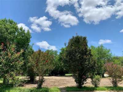 Residential Land For Sale in Lockhart, Texas