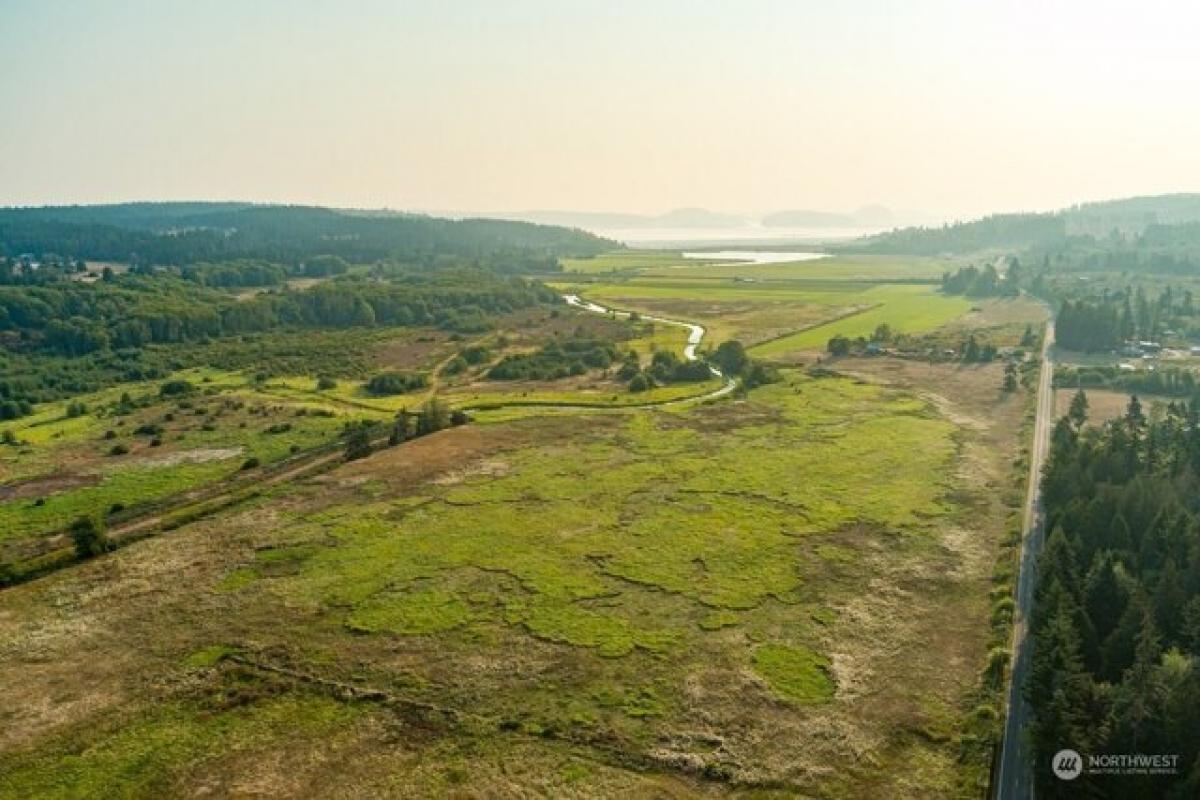 Picture of Residential Land For Sale in Oak Harbor, Washington, United States