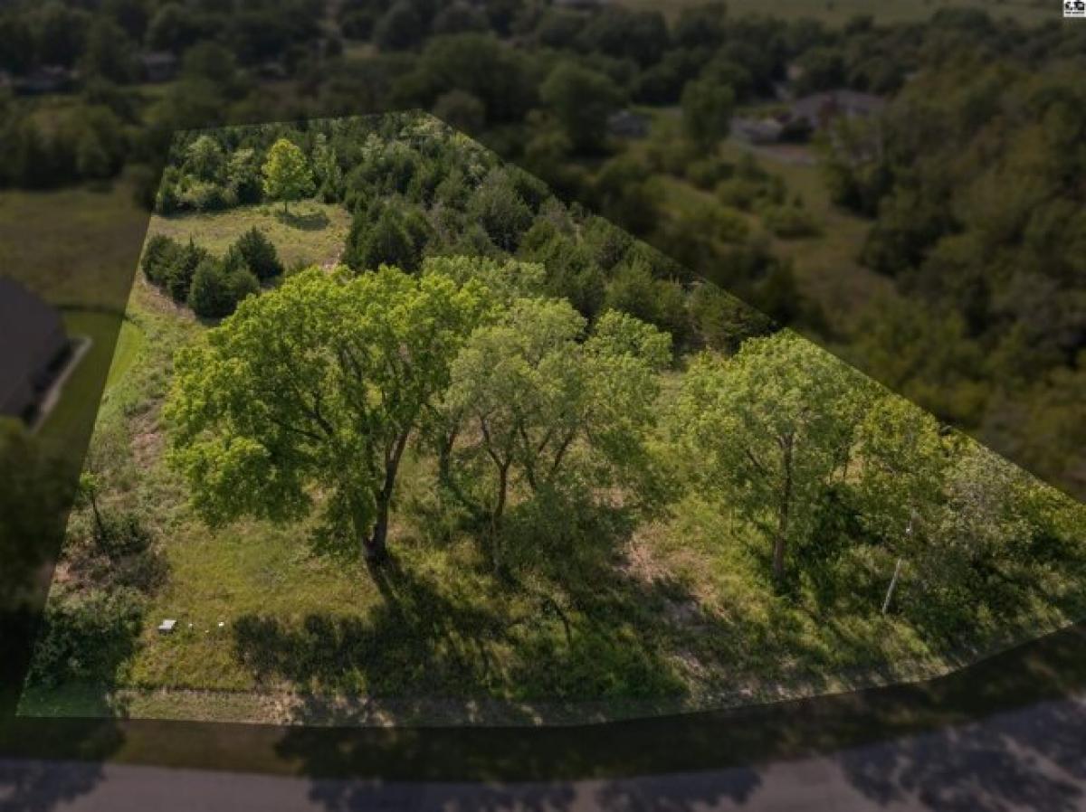 Picture of Residential Land For Sale in Hutchinson, Kansas, United States