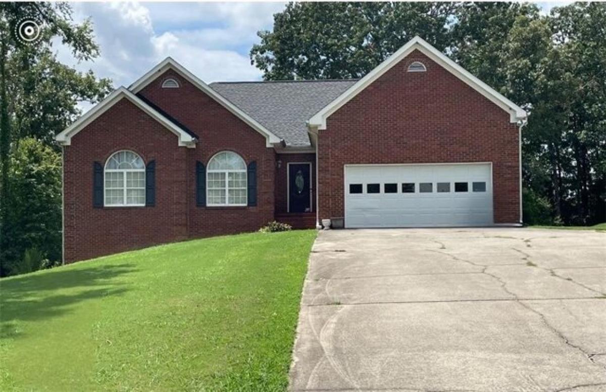 Picture of Home For Sale in Euharlee, Georgia, United States