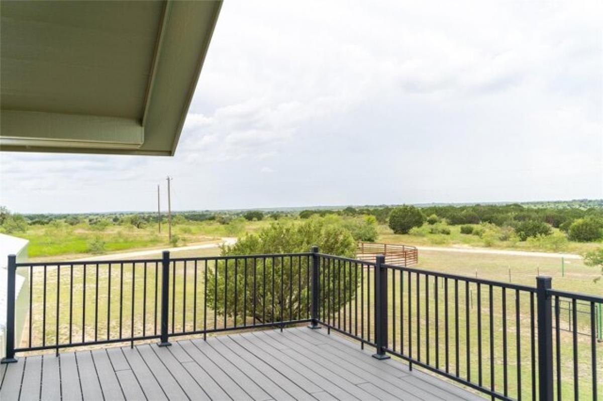 Picture of Residential Land For Sale in Hamilton, Texas, United States