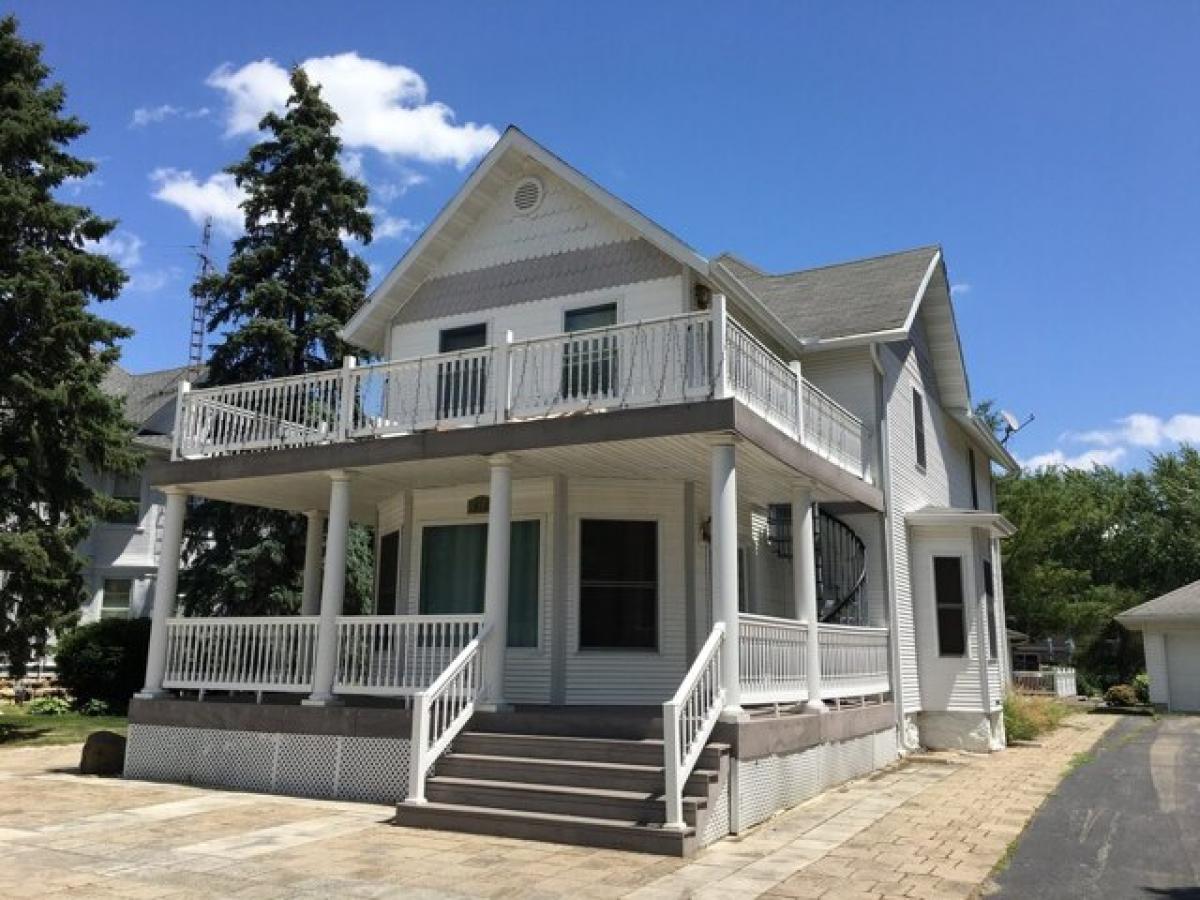 Picture of Home For Sale in Shabbona, Illinois, United States