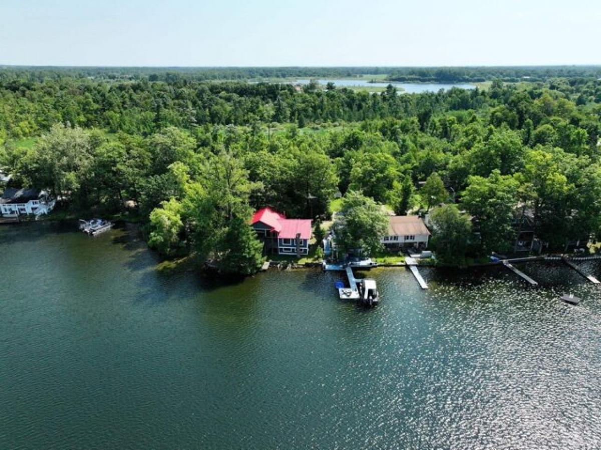 Picture of Home For Sale in Otter Lake, Michigan, United States