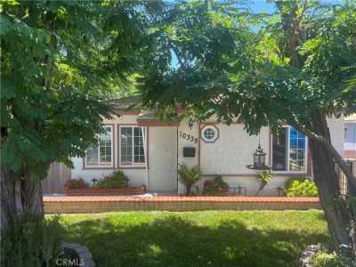 Home For Sale in Tujunga, California