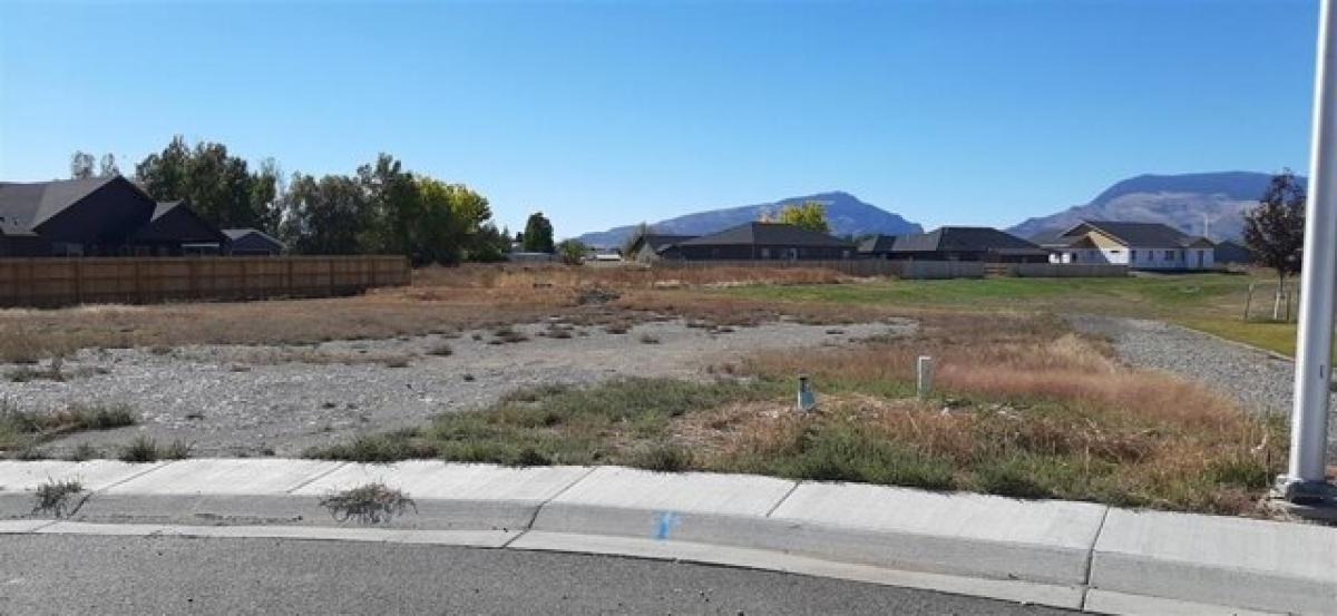 Picture of Residential Land For Sale in Cody, Wyoming, United States