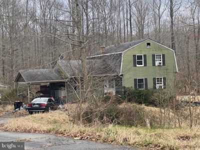 Home For Sale in Huntingtown, Maryland