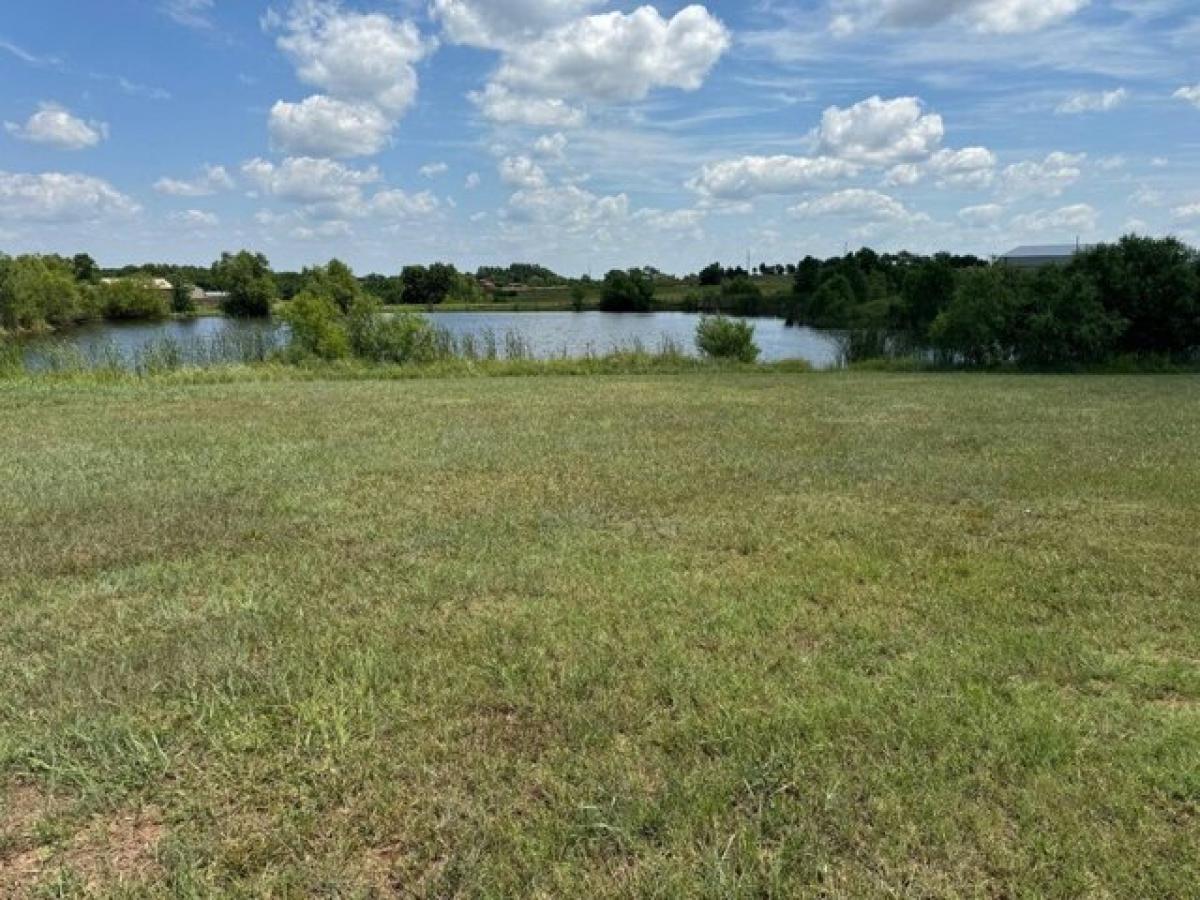 Picture of Residential Land For Sale in Morrison, Oklahoma, United States