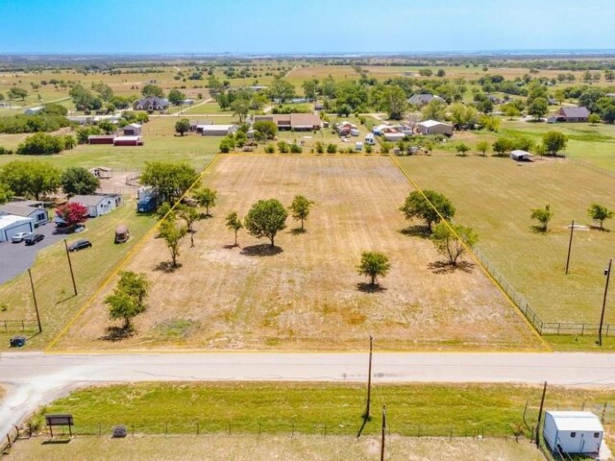 Picture of Residential Land For Sale in Haslet, Texas, United States