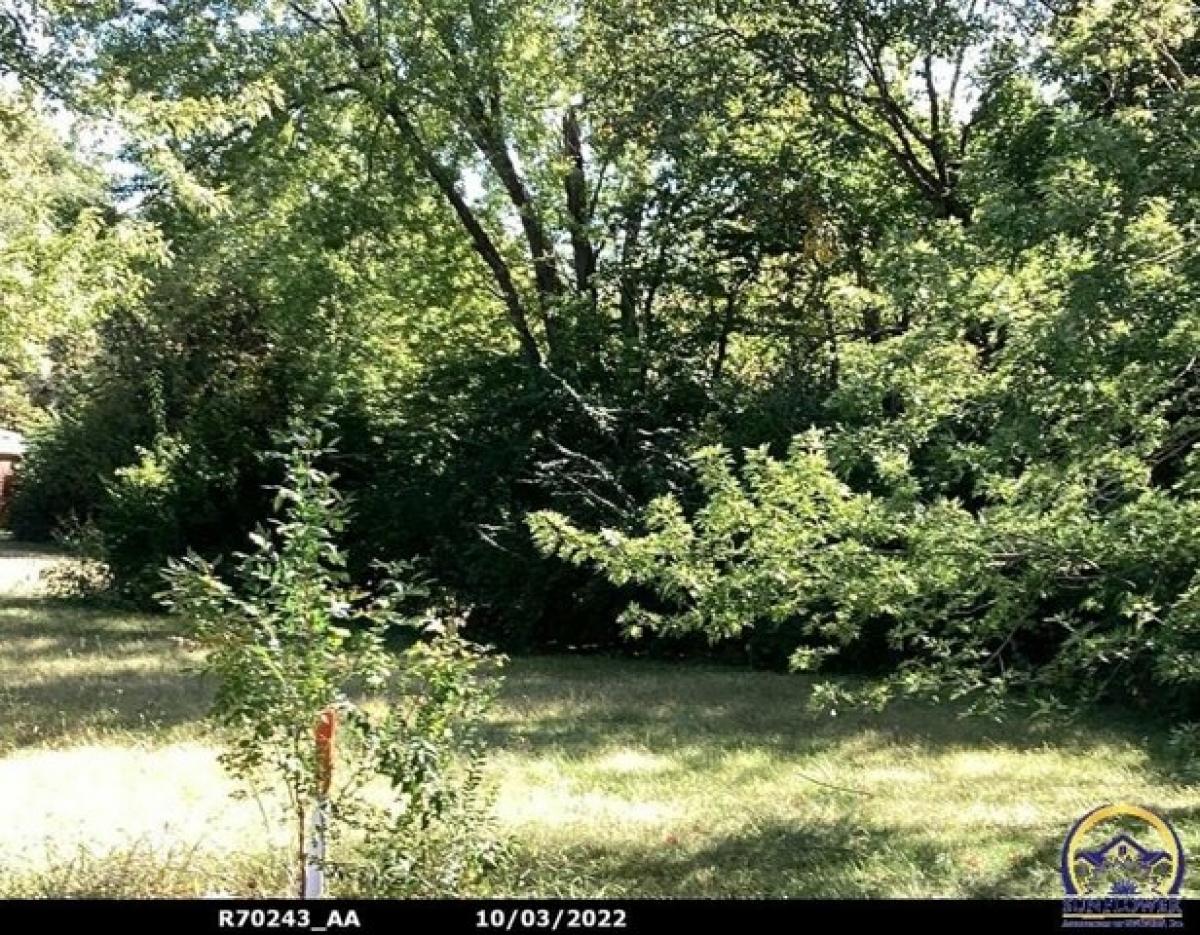 Picture of Residential Land For Sale in Auburn, Kansas, United States