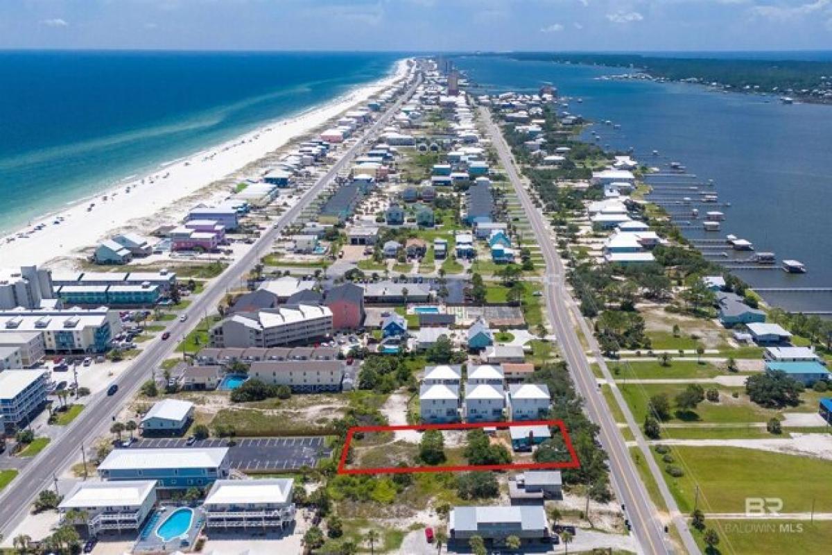 Picture of Residential Land For Sale in Gulf Shores, Alabama, United States