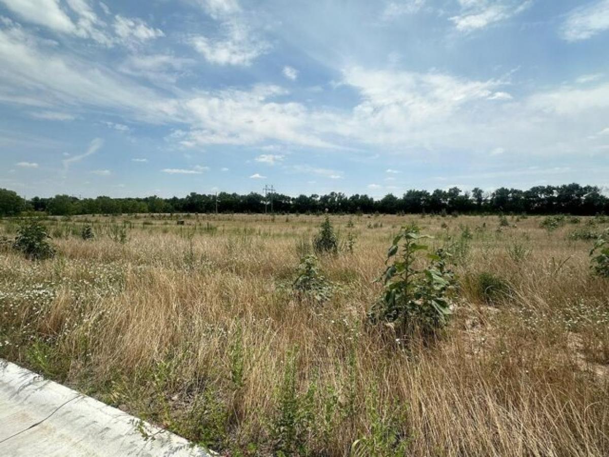 Picture of Residential Land For Sale in Park City, Kansas, United States