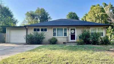 Home For Sale in Ponca City, Oklahoma