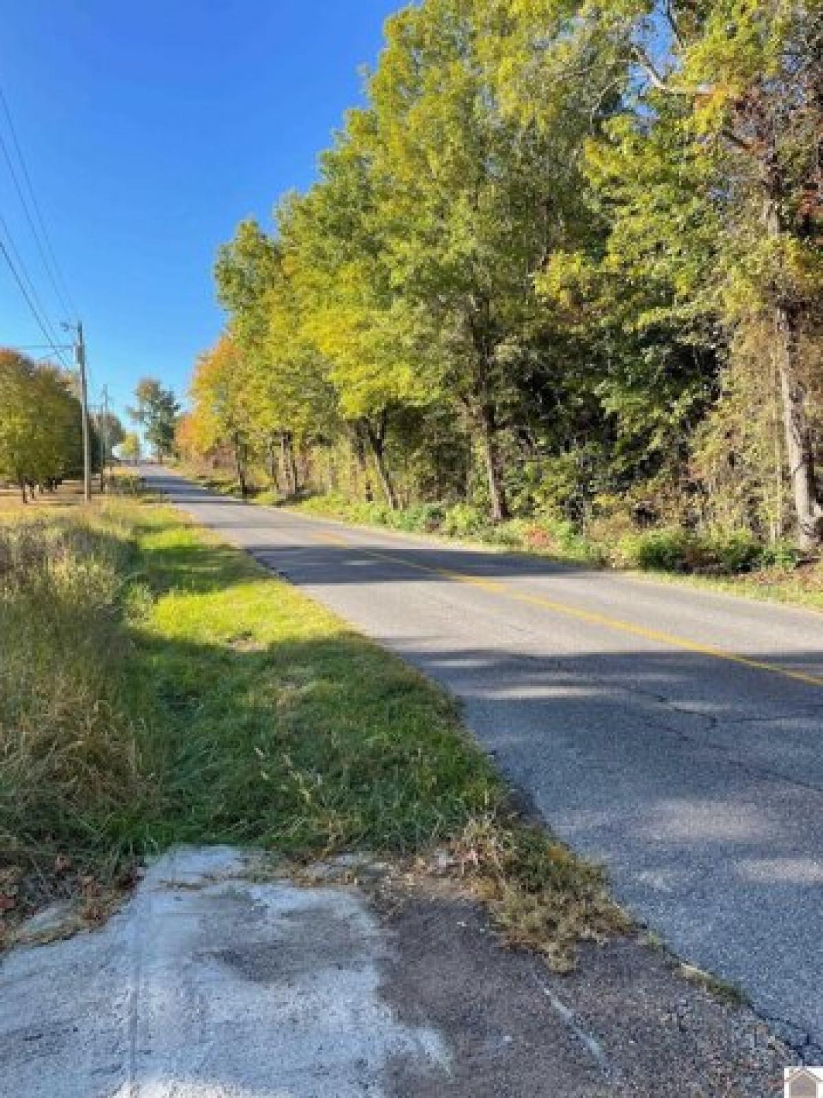 Picture of Residential Land For Sale in Paducah, Kentucky, United States