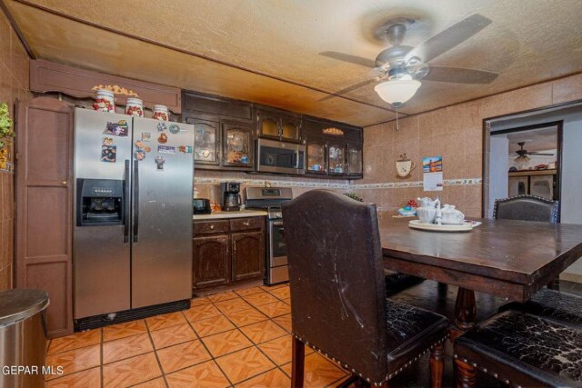 Picture of Home For Sale in San Elizario, Texas, United States