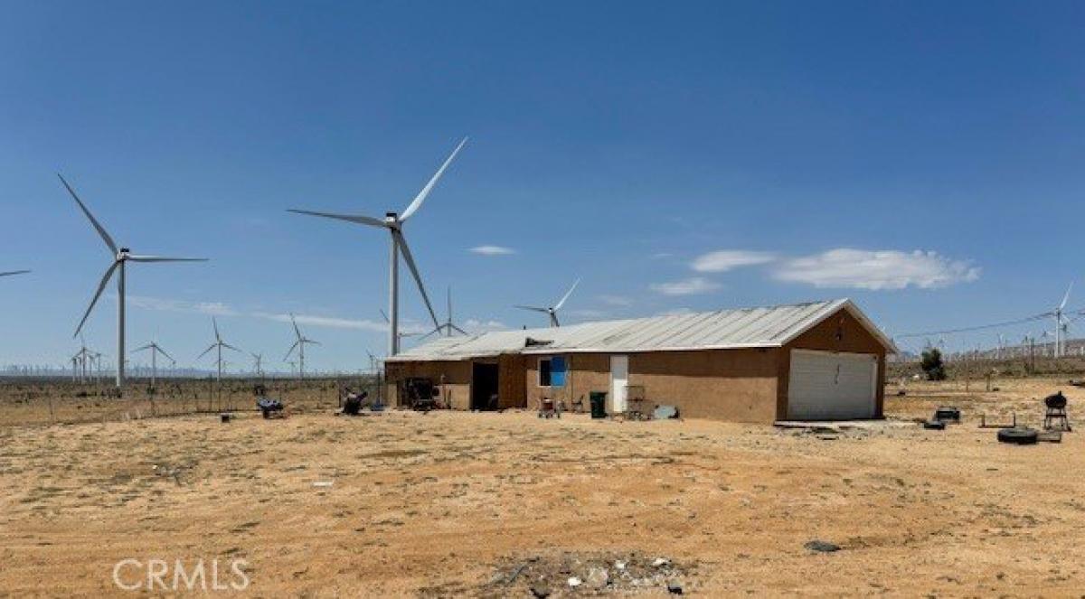 Picture of Home For Sale in Mojave, California, United States