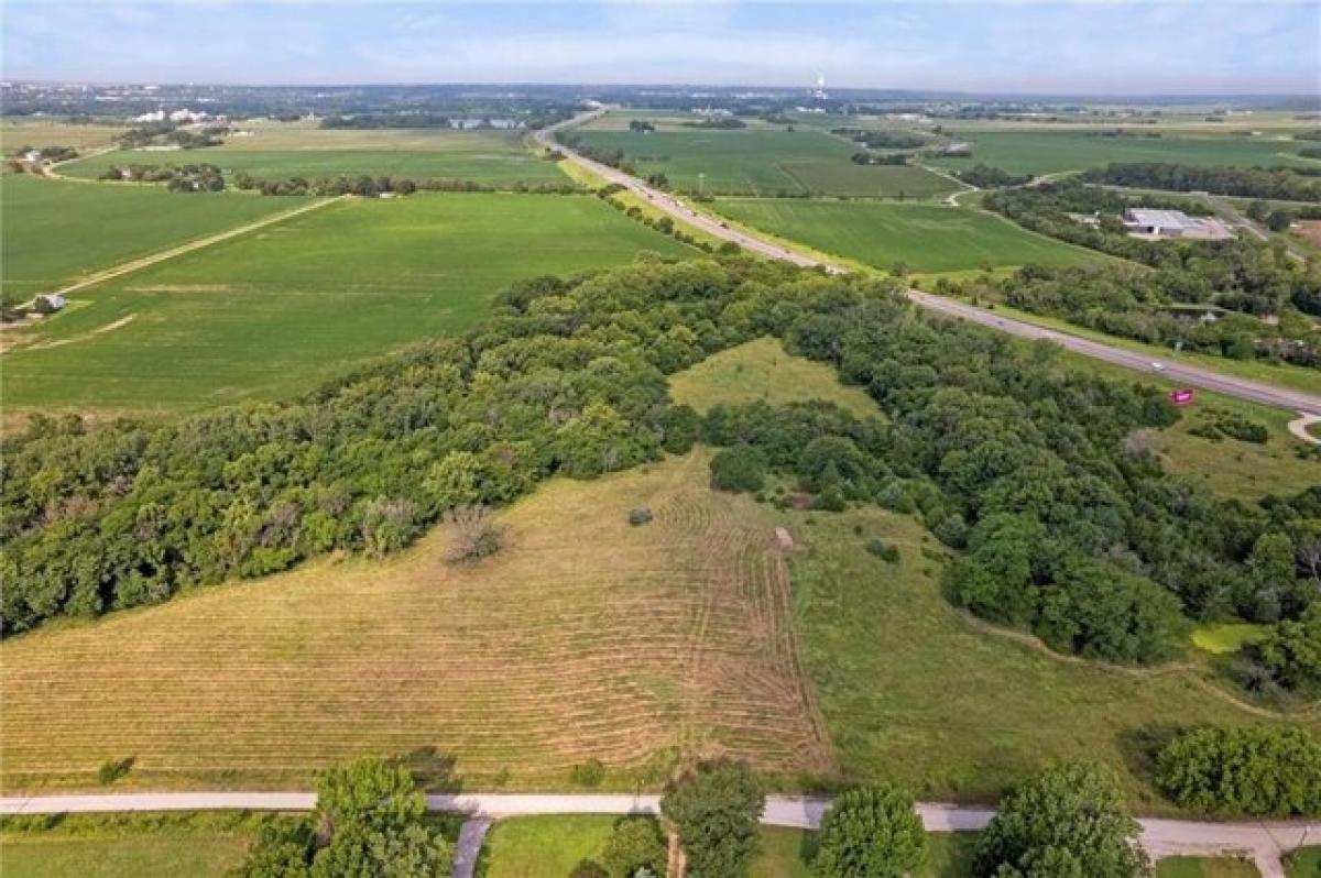 Picture of Residential Land For Sale in Lawrence, Kansas, United States