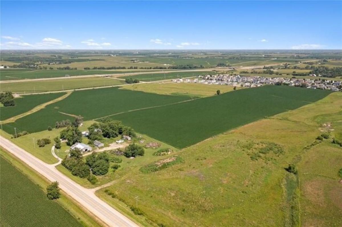 Picture of Residential Land For Sale in Cedar Rapids, Iowa, United States