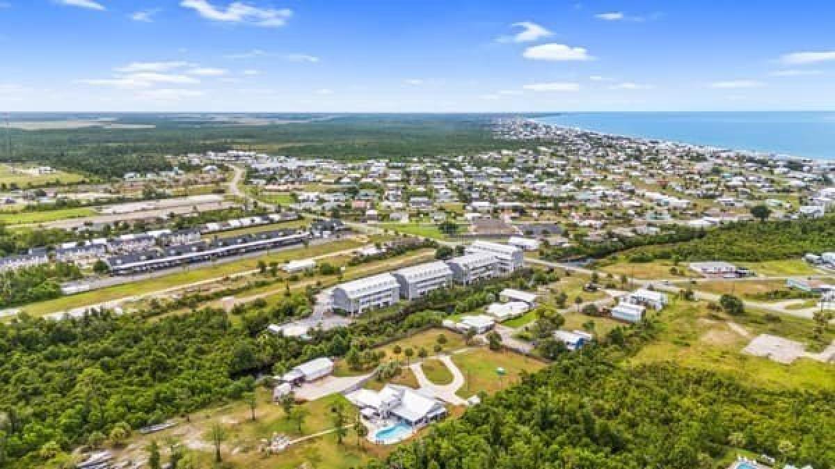 Picture of Home For Sale in Mexico Beach, Florida, United States