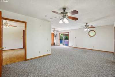 Home For Sale in Colton, Oregon