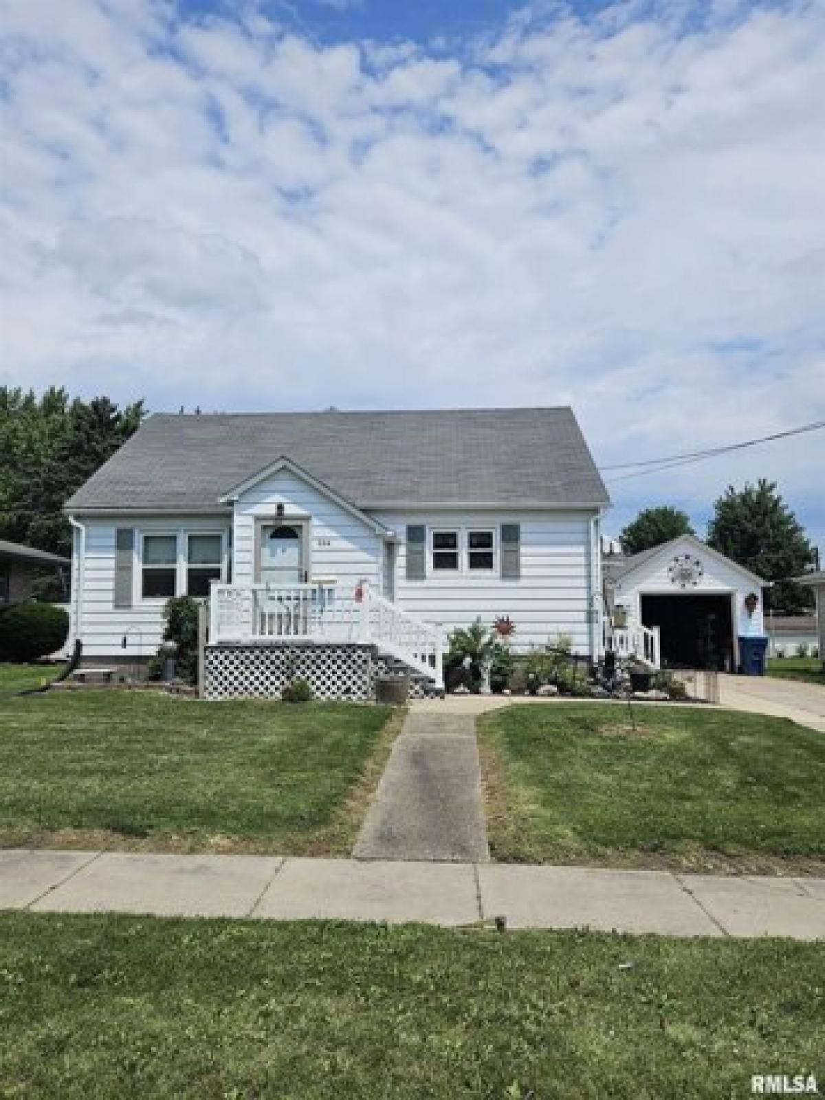 Picture of Home For Sale in Atkinson, Illinois, United States