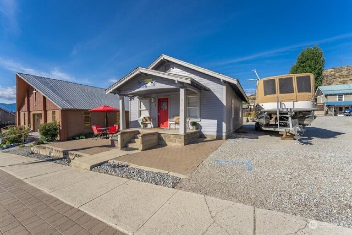 Picture of Home For Sale in Chelan, Washington, United States