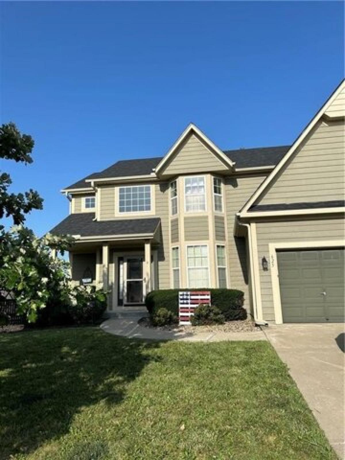 Picture of Home For Sale in Gardner, Kansas, United States