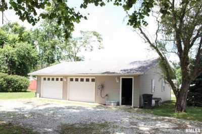 Home For Sale in La Harpe, Illinois